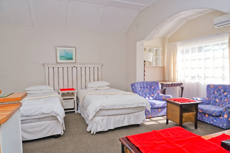 7 Bedroom Property for Sale in Nahoon Eastern Cape